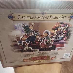 Festive‎ Moose Family Holiday Decor